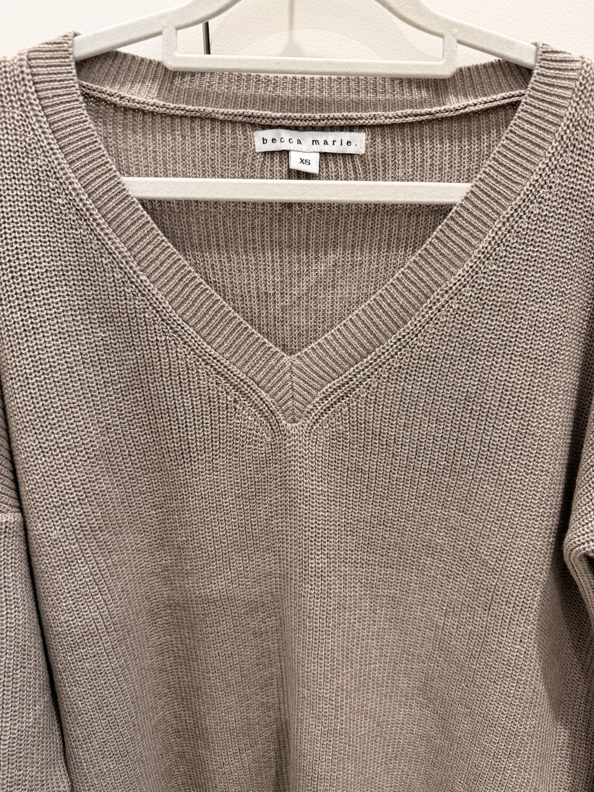 Sample Drift V-Neck Knit